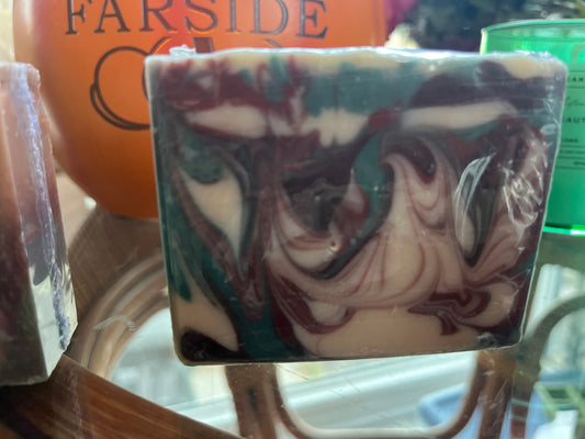 Tobacco and Bay Leaf